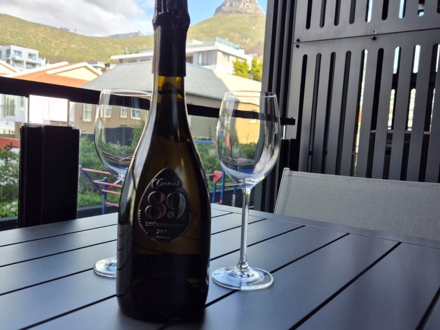 0 Bedroom Property for Sale in Sea Point Western Cape